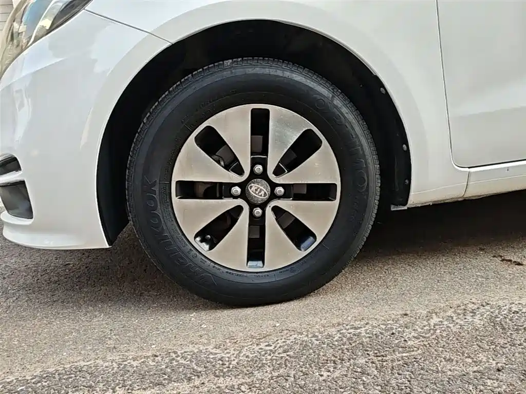 Kia K2 2015 Sedan 1.4L AT GLS фото 23