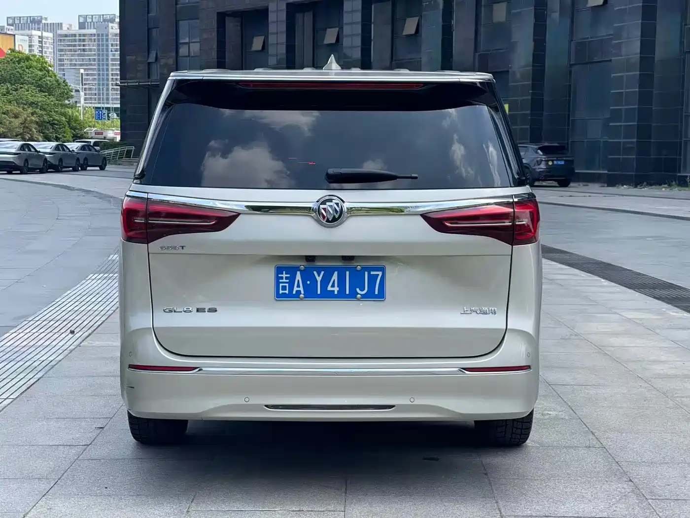BUICK GL8