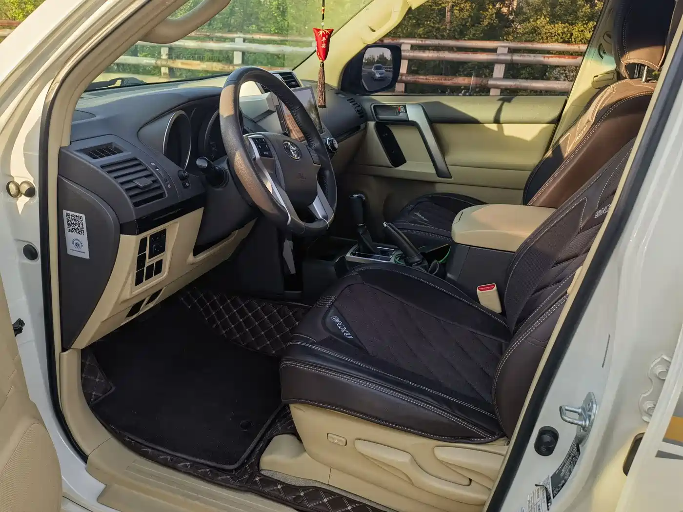 Toyota Prado (Import) 2014 2.7L Automatic Luxury фото 7