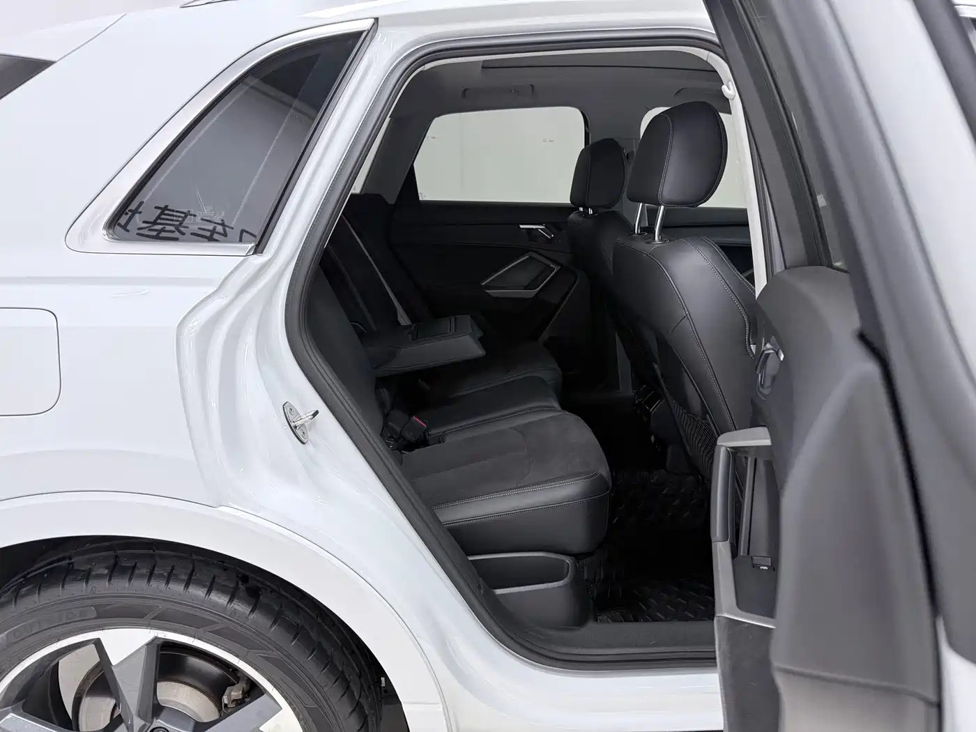 Audi Q3 2022 35 TFSI Fashion Dynamic фото 13