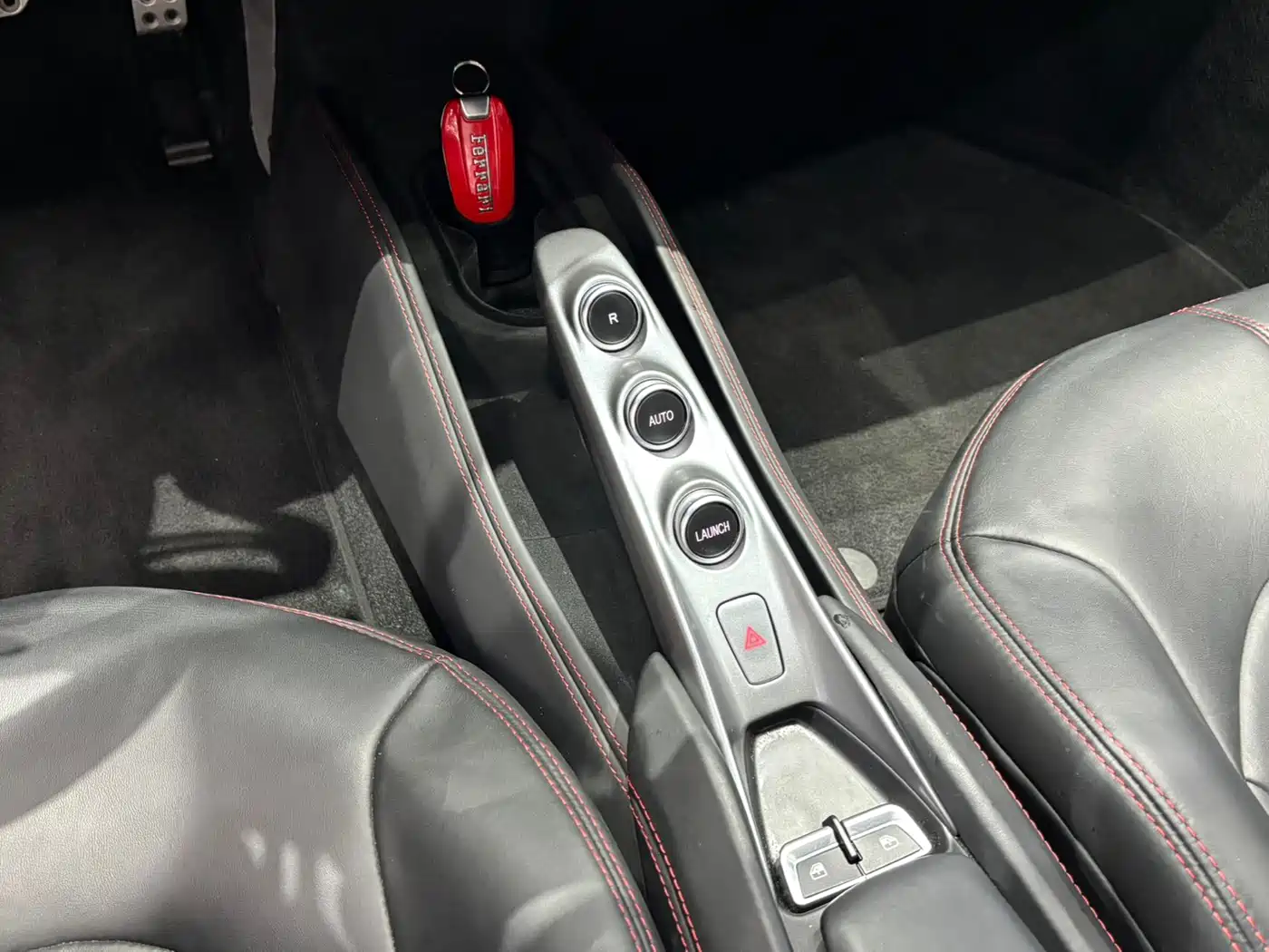 Ferrari F8 2021 2019 Tributo 3.9T V8