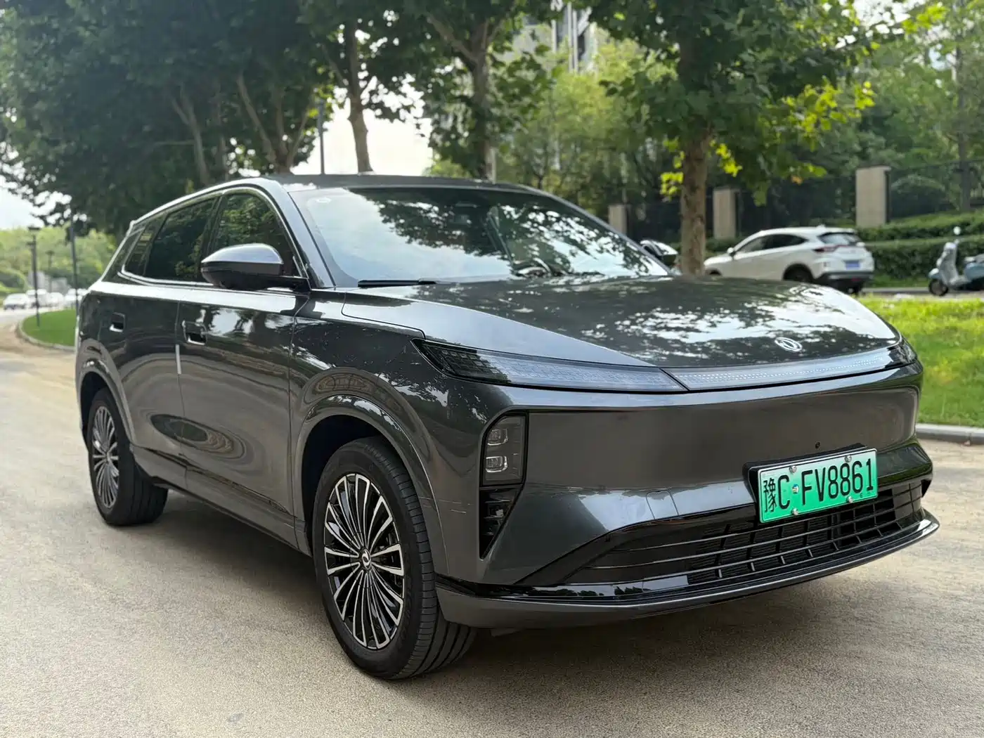 Dongfeng Aeolus L8 2026 2025 Plug-in Hybrid