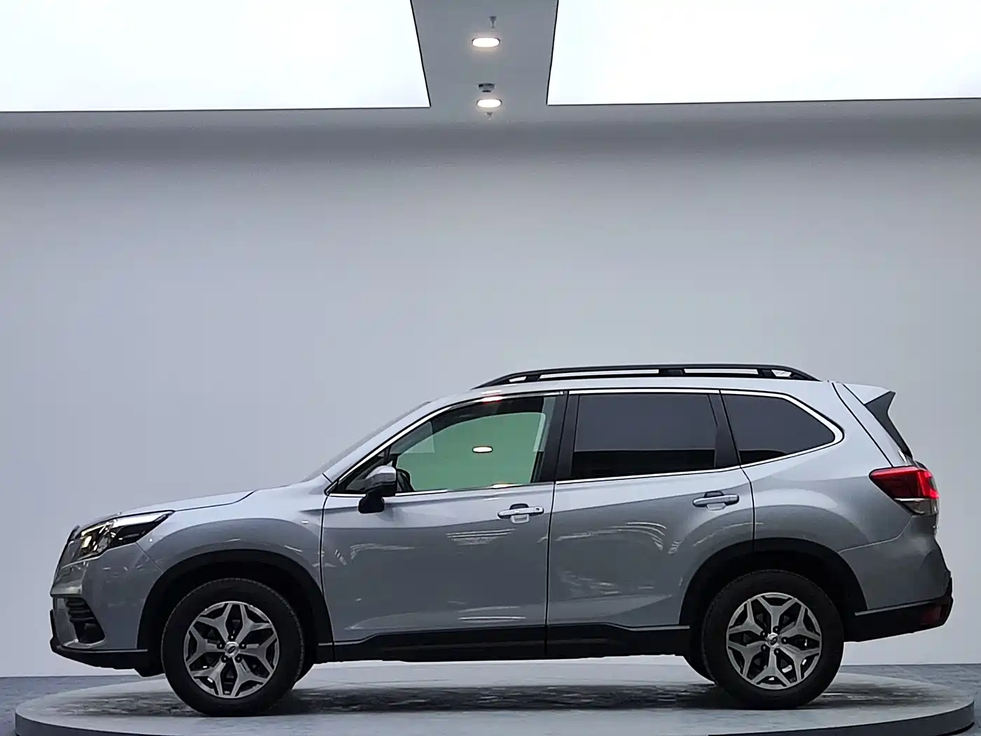Subaru Forester 2022 2.0i AWD Luxury Edition with EyeSight фото 5