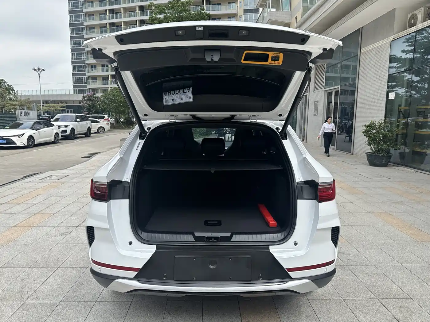 BYD Song PLUS PHEV 2021 DM-i 110KM Flagship PLUS фото 18