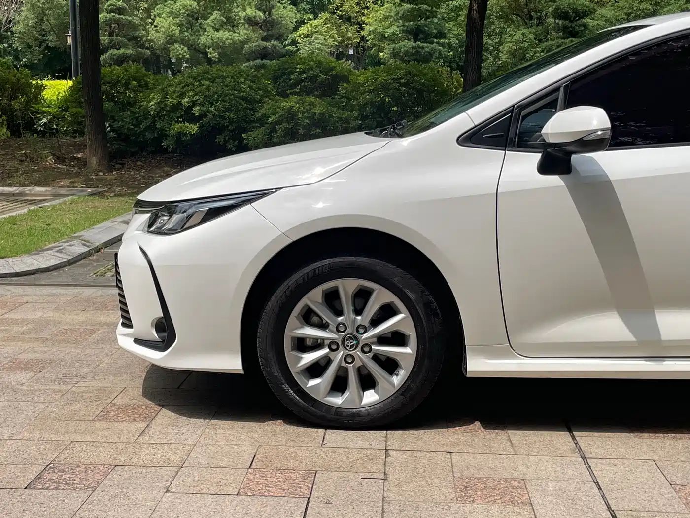 Toyota Corolla 2021 1.2T S-CVT Elite PLUS Edition фото 10