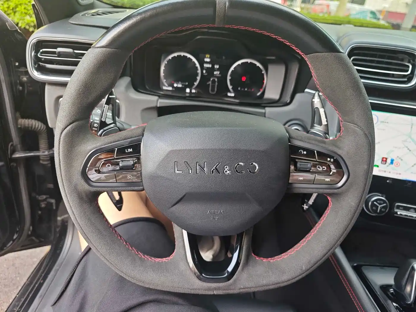 Lynk & Co 03 2019 2.0TD Auto Power Pro Version фото 6