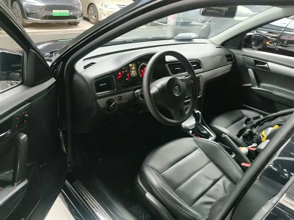 Volkswagen Lavida 2013 Facelift 1.4TSI DSG Comfort фото 16