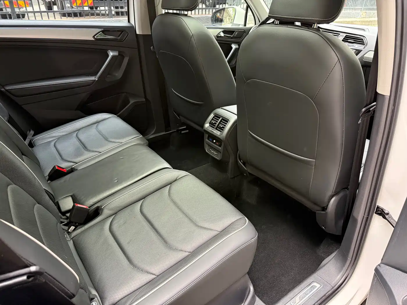 Volkswagen Tiguan L 2019 330TSI Auto 2WD Smart Luxury Edition China V фото 14