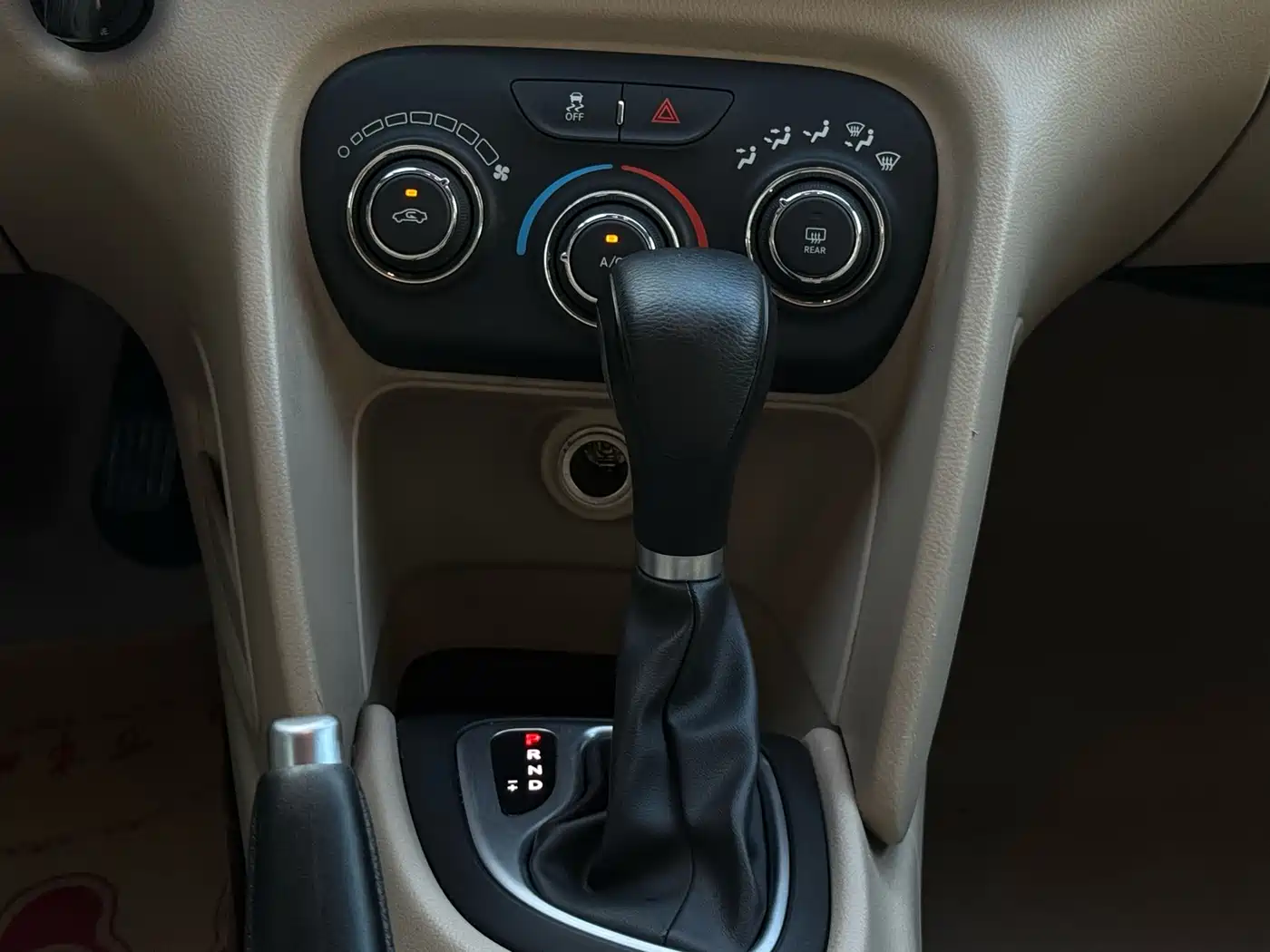 Fiat Viaggio 2013 2012 1.4T Auto Power Edition
