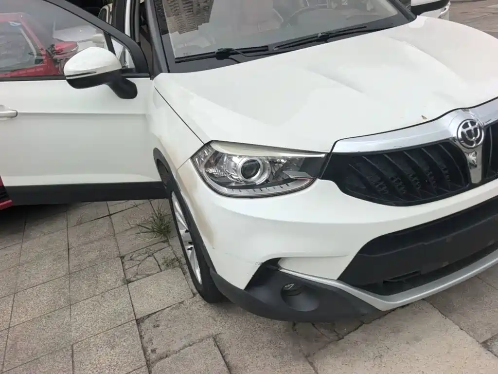Zhonghua V3 2016 2016 1.5L Automatic Smart