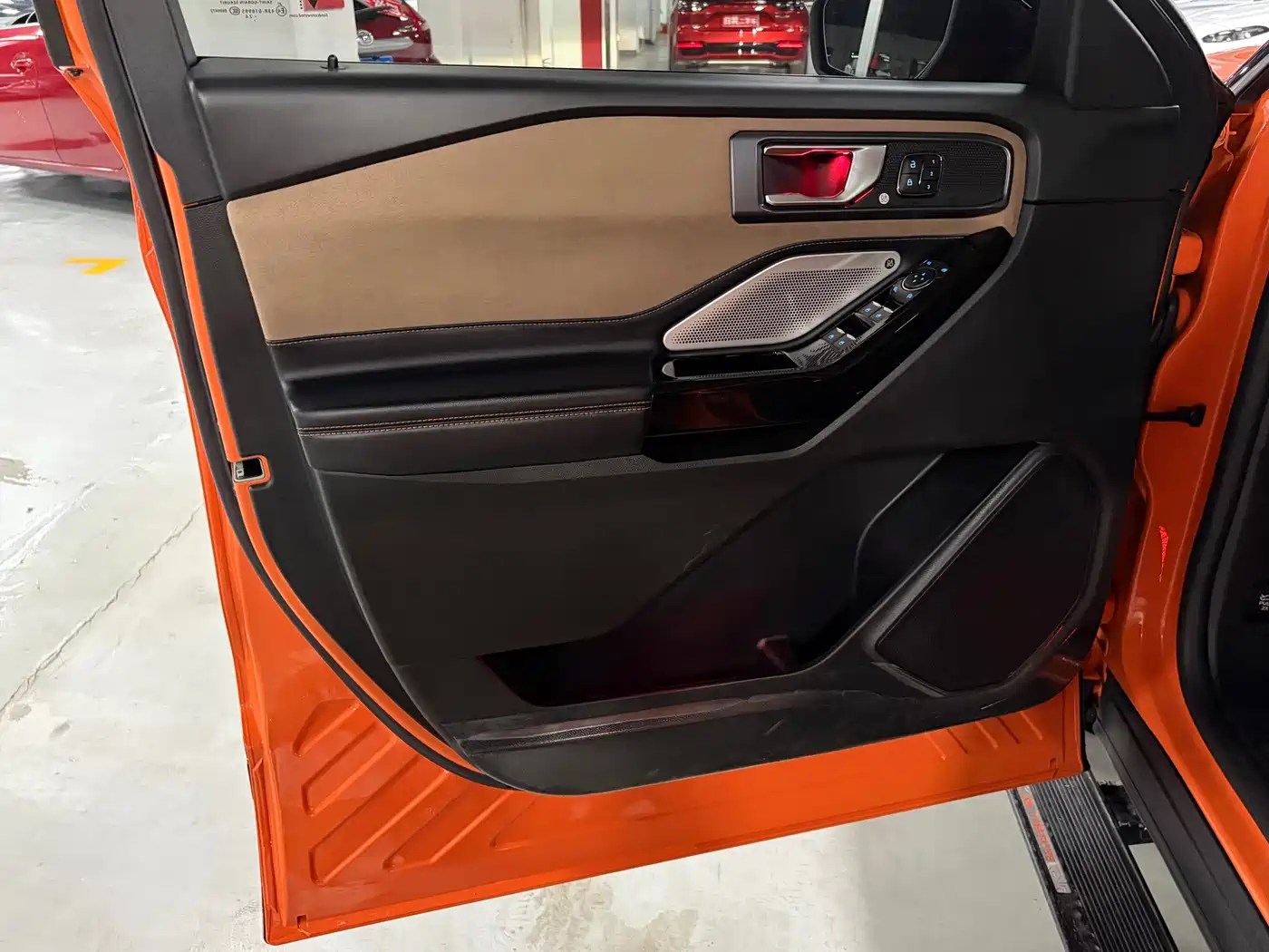 Ford Explorer 2024 2024 2.3T EcoBoost Kunlun Summit Edition 7-Seater