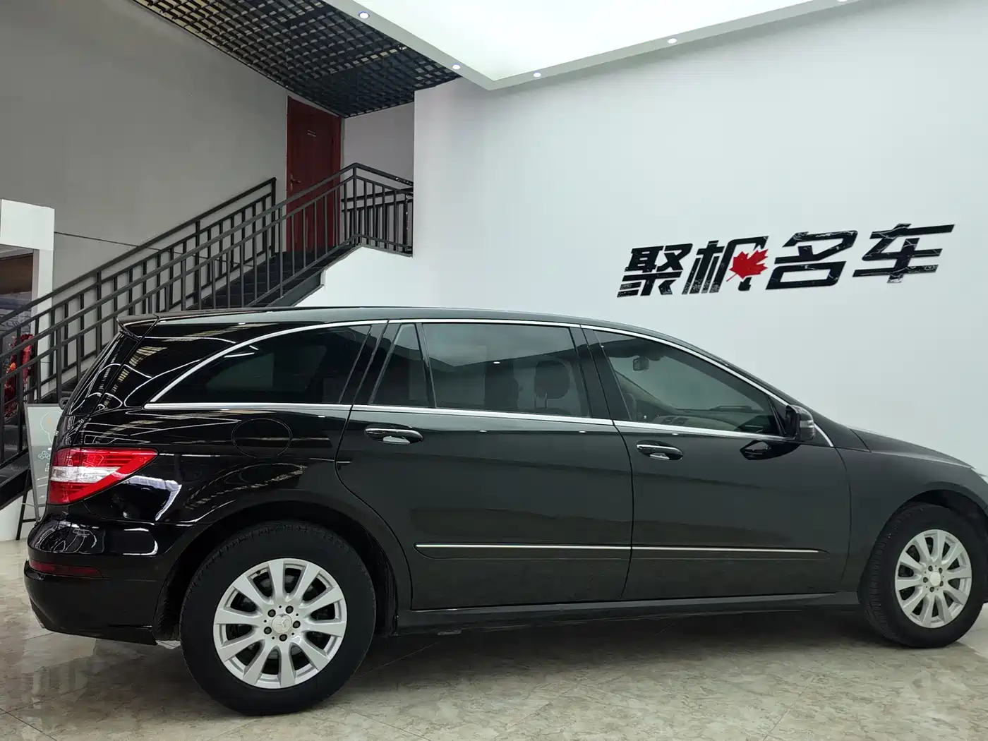 Mercedes-Benz R-Class 2011 R 350 L 4MATIC фото 3