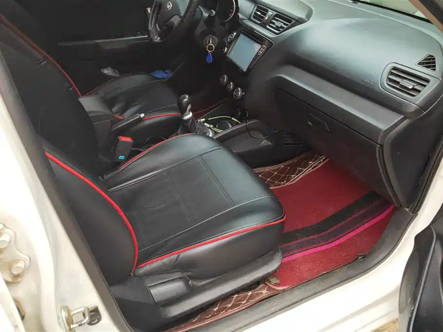 Kia K2 2015 Sedan 1.4L MT GLS фото 8