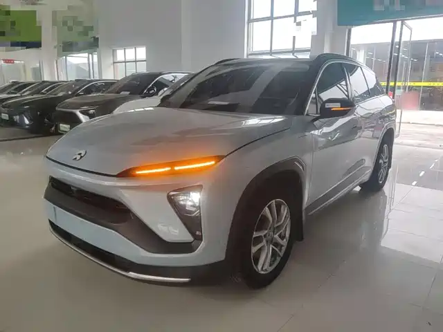 NIO ES6 2020