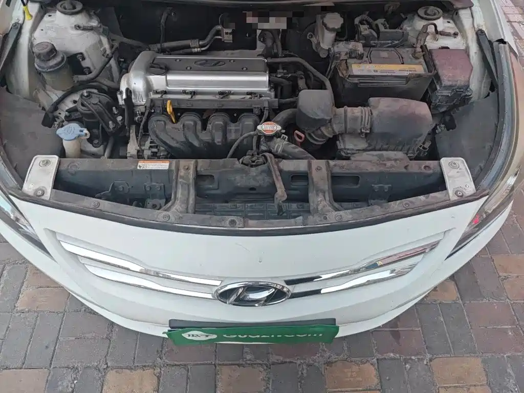 Hyundai Reina 2015 2014 Model 1.4L Automatic GLX