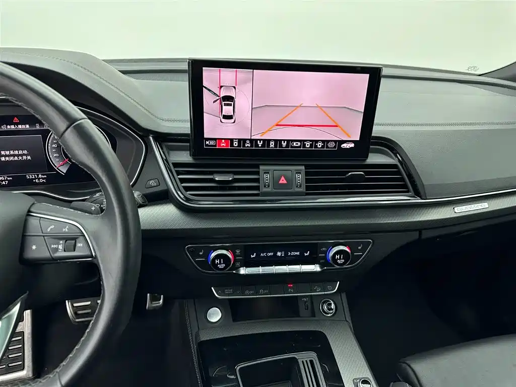 Audi Q5L 2023 40T Luxury Dynamic фото 12