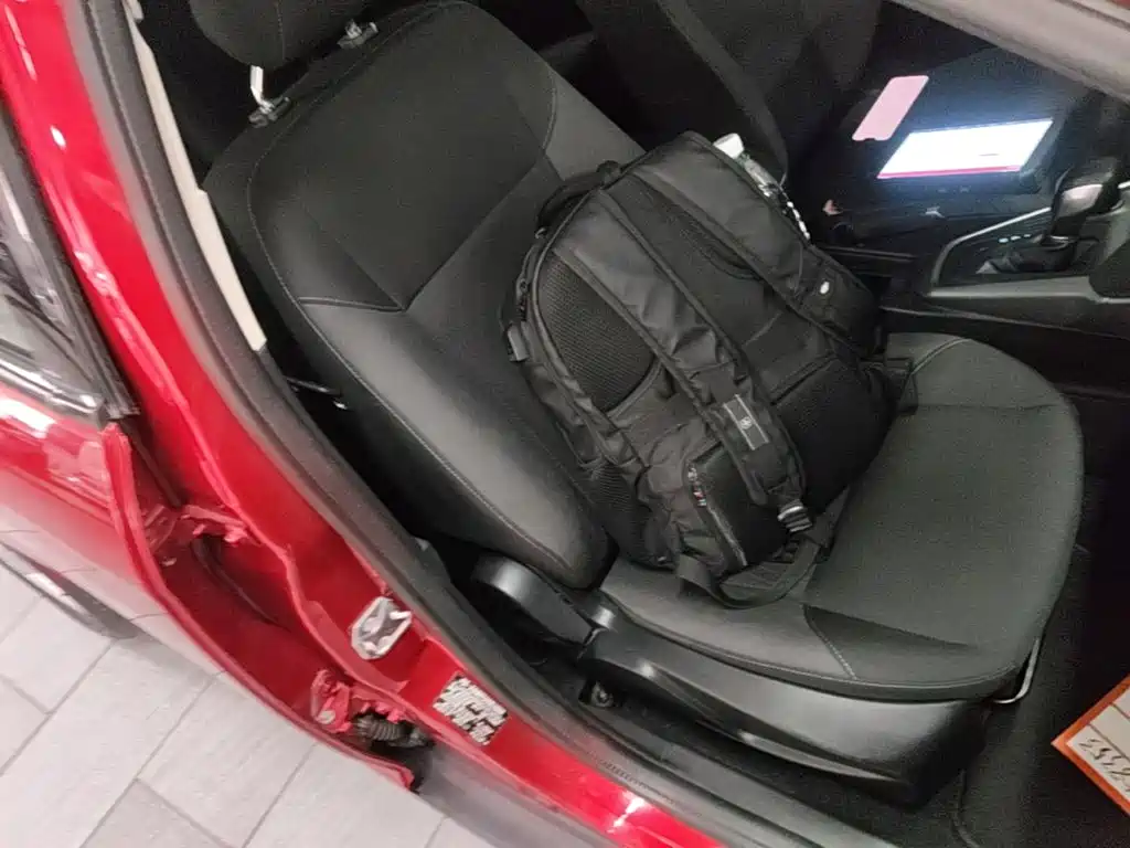 Фото 25 - Ford Focus