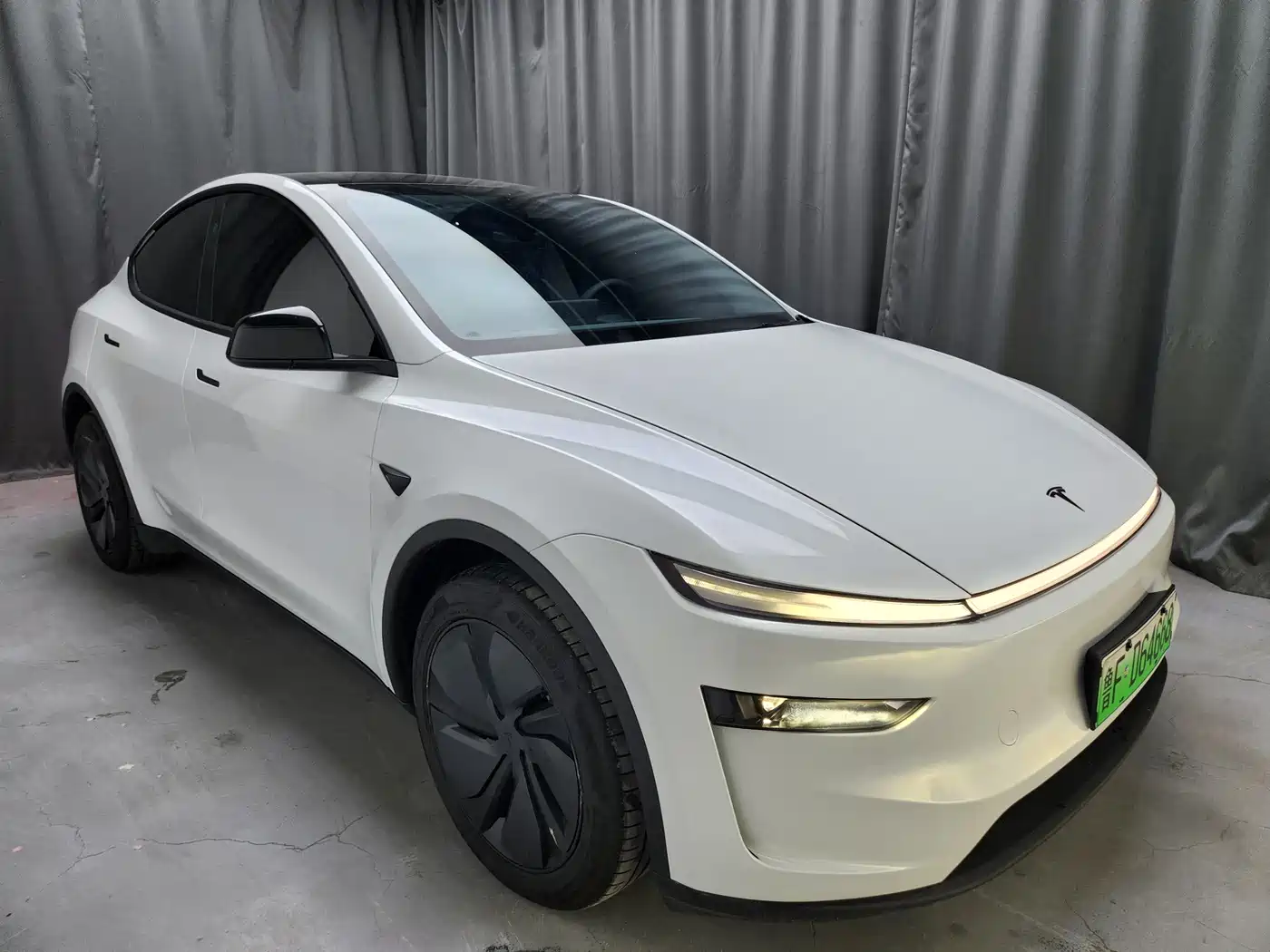 Фото 2 - Tesla Model Y