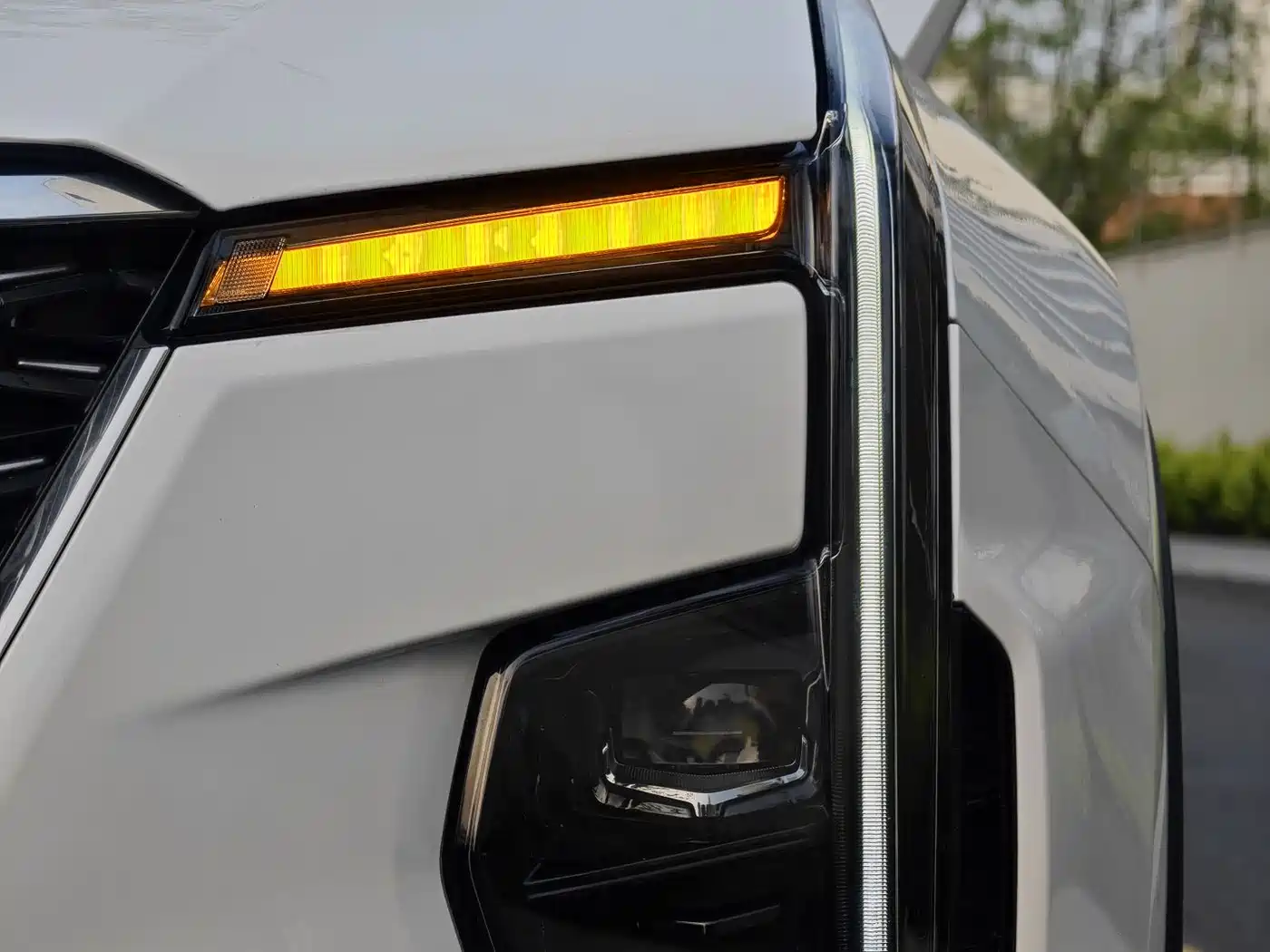 Cadillac XT4 2024 28T 2WD Luxury фото 8