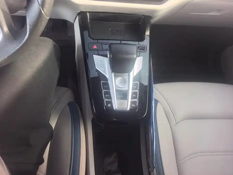 BYD Yuan Pro 2023 401KM Luxury фото 16