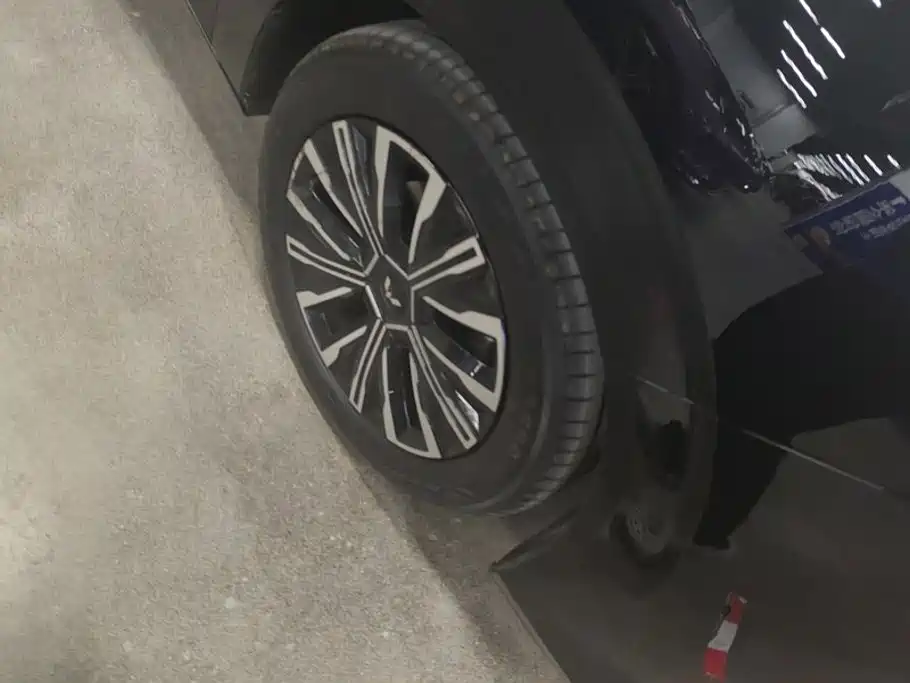 Wuling Motors Xingguang 730 2026 2025 Model Base Version