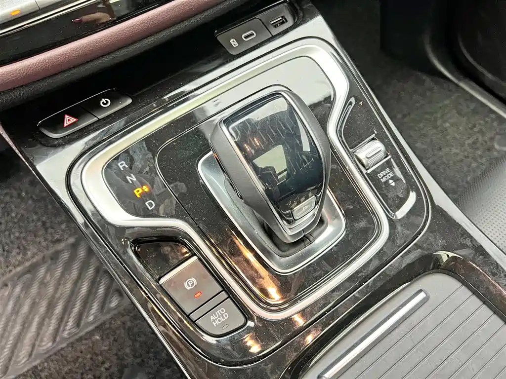 GAC TRUMPCHI TRUMPCHI M6