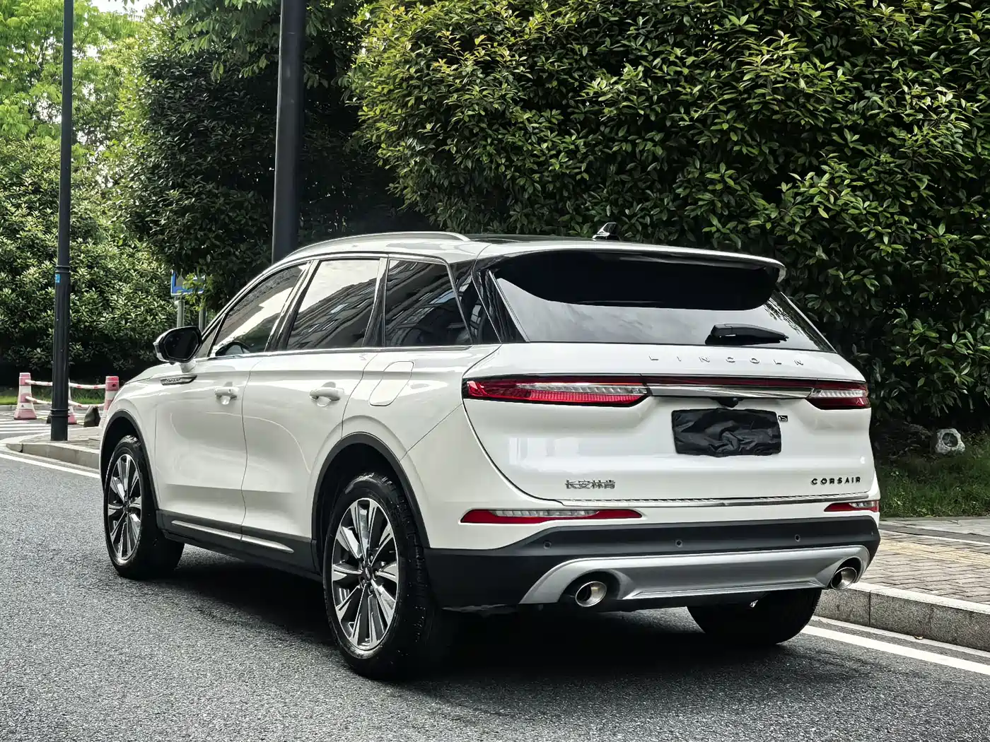LINCOLN ADVENTURER