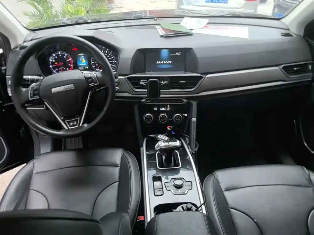Фото 10 - Haval H6