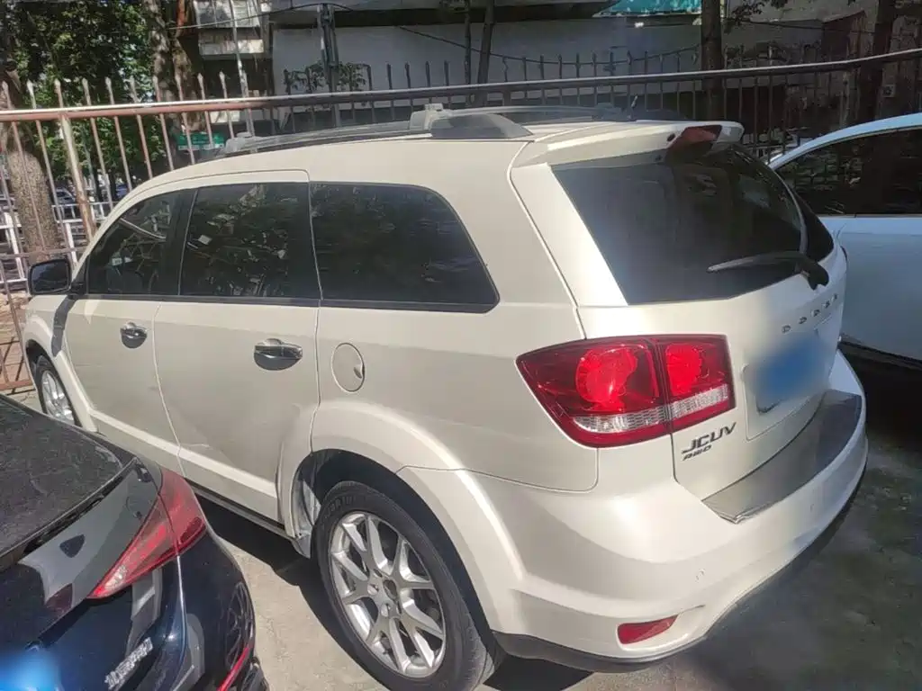 Dodge Journey 2015 2015 2.0TD 4WD Premium Edition