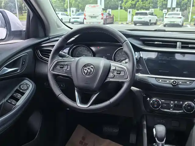 Buick Encore GX 2020 20T CVT 2WD Luxury Model — фото 3