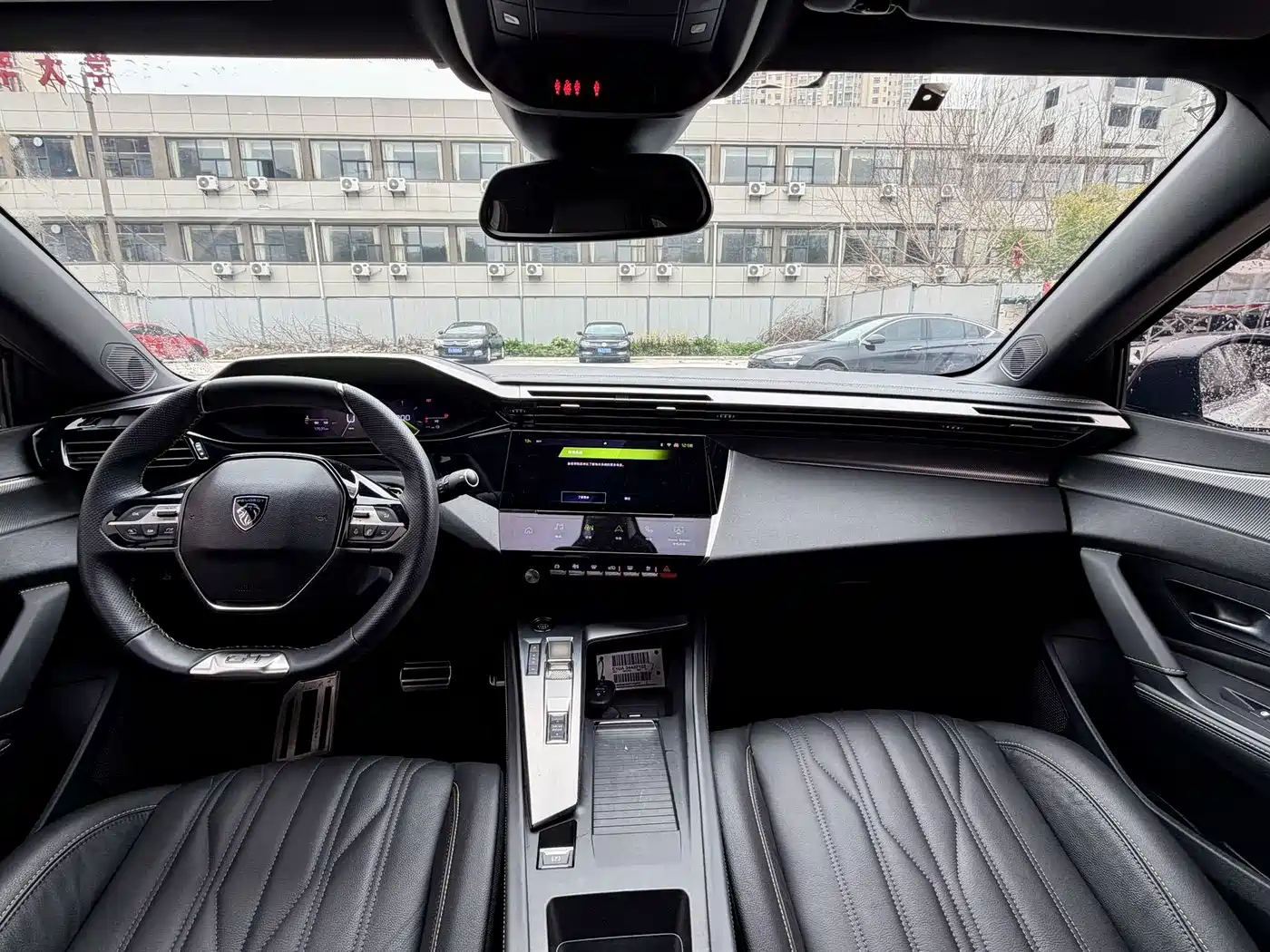 Peugeot 408X 2023 Charm Edition фото 18