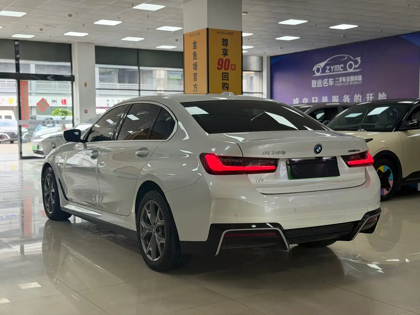 BMW i3 2022 eDrive 35 L фото 6