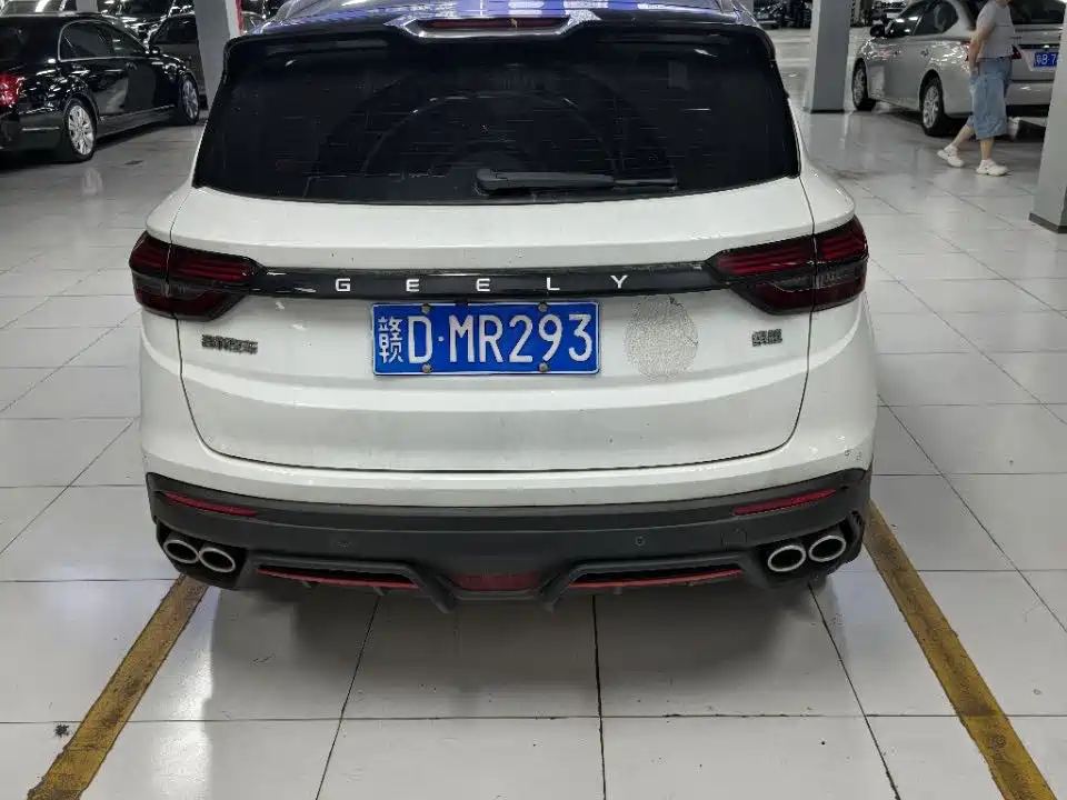 Фото 5 - Geely Coolray