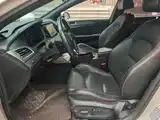 Photo 8 - Hyundai Sonata