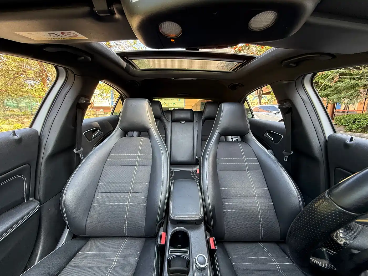 Mercedes-Benz A-Class (Import) 2013 A 200 Urban фото 10