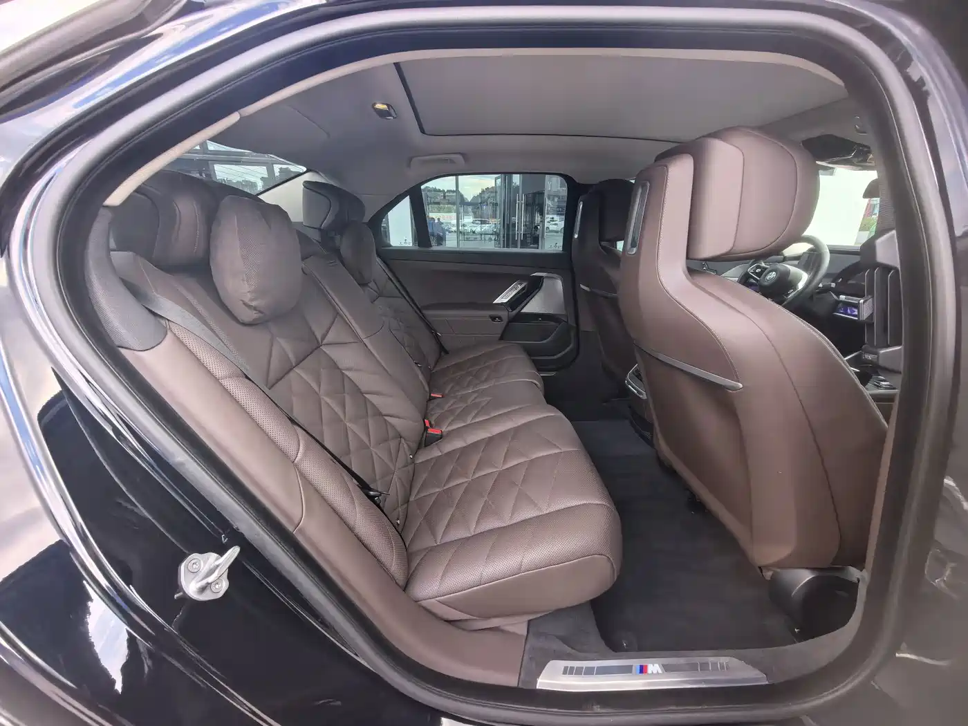 BMW 7 Series 2024 2023 Model 735Li M Sport Package