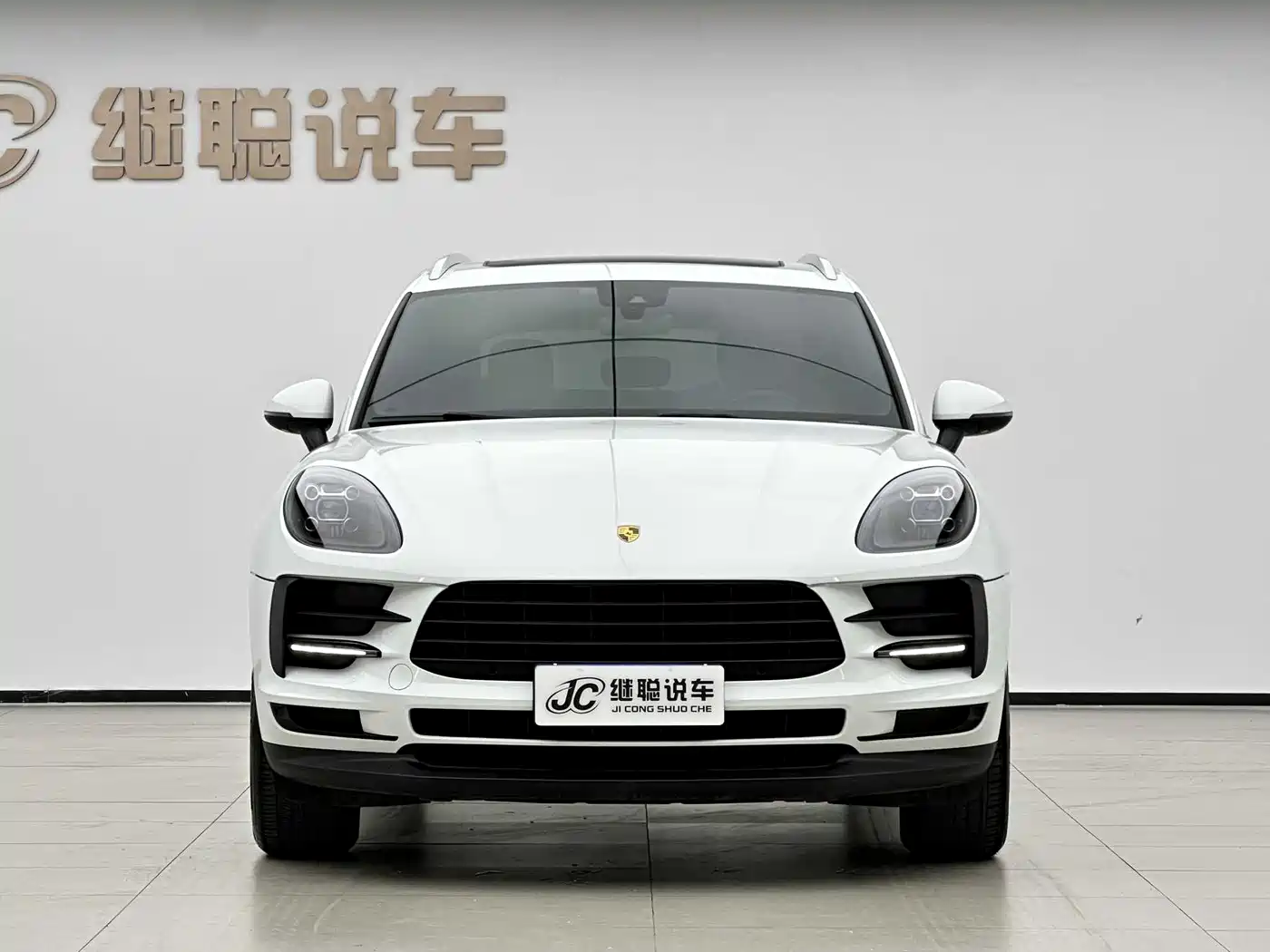 Porsche Macan 2018 Macan 2.0T фото 2