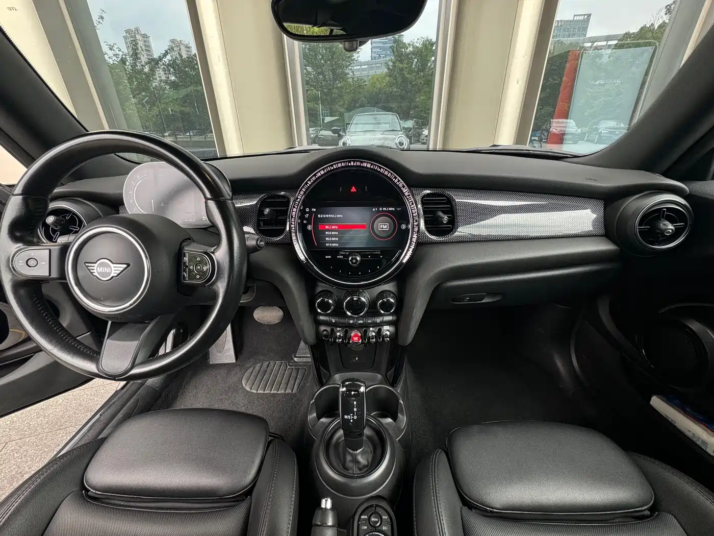 MINI 2022 1.5T COOPER CABRIO Classic фото 18