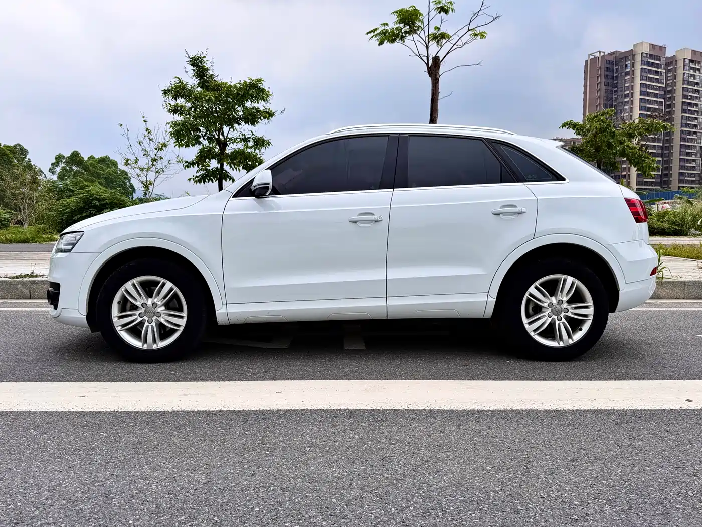 Audi Q3 2015 35 TFSI quattro Technology фото 10
