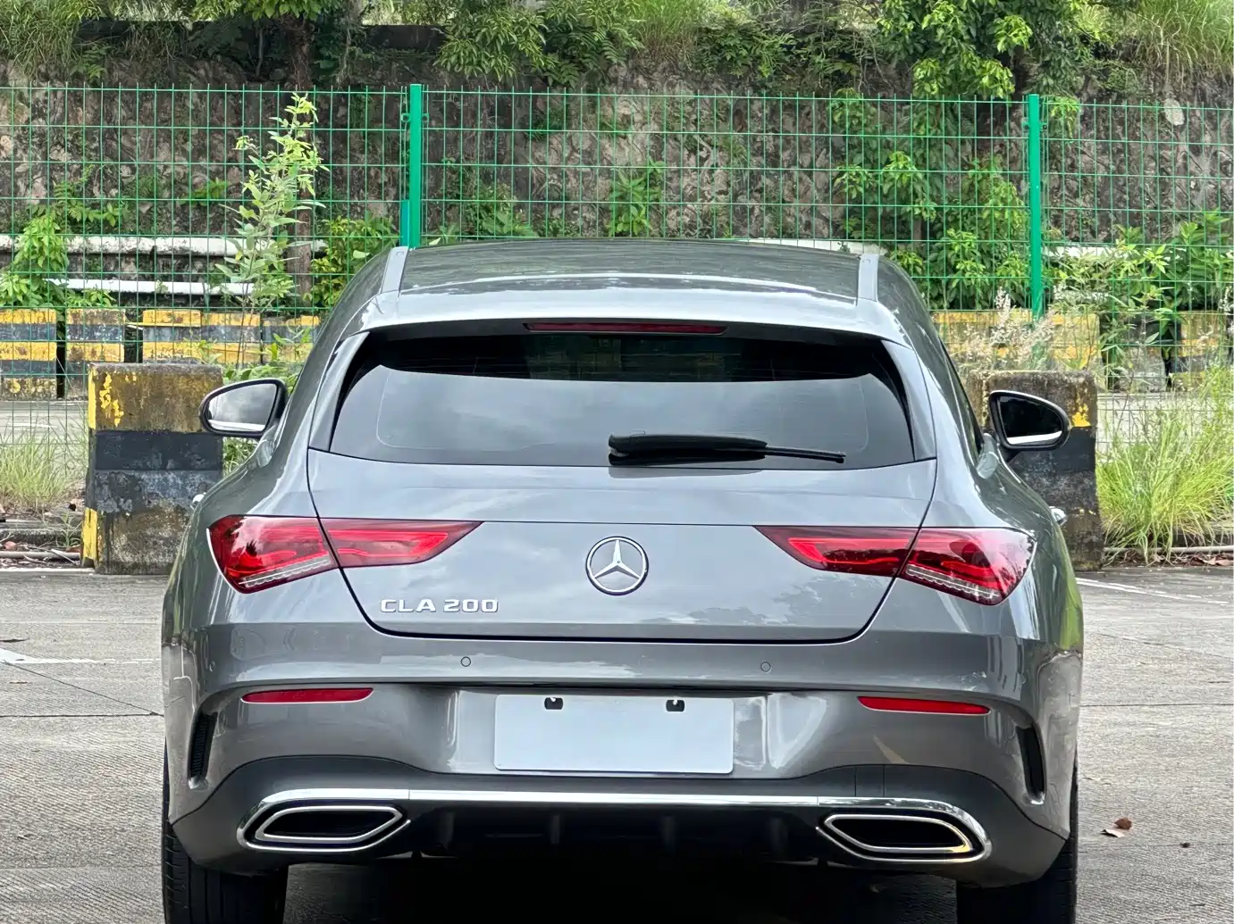 Photo 14 - Mercedes-Benz CLA (Import)