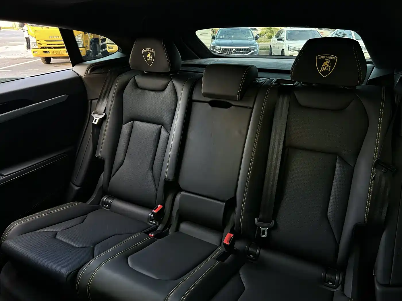 Lamborghini Urus 2023 4.0T V8 S фото 2