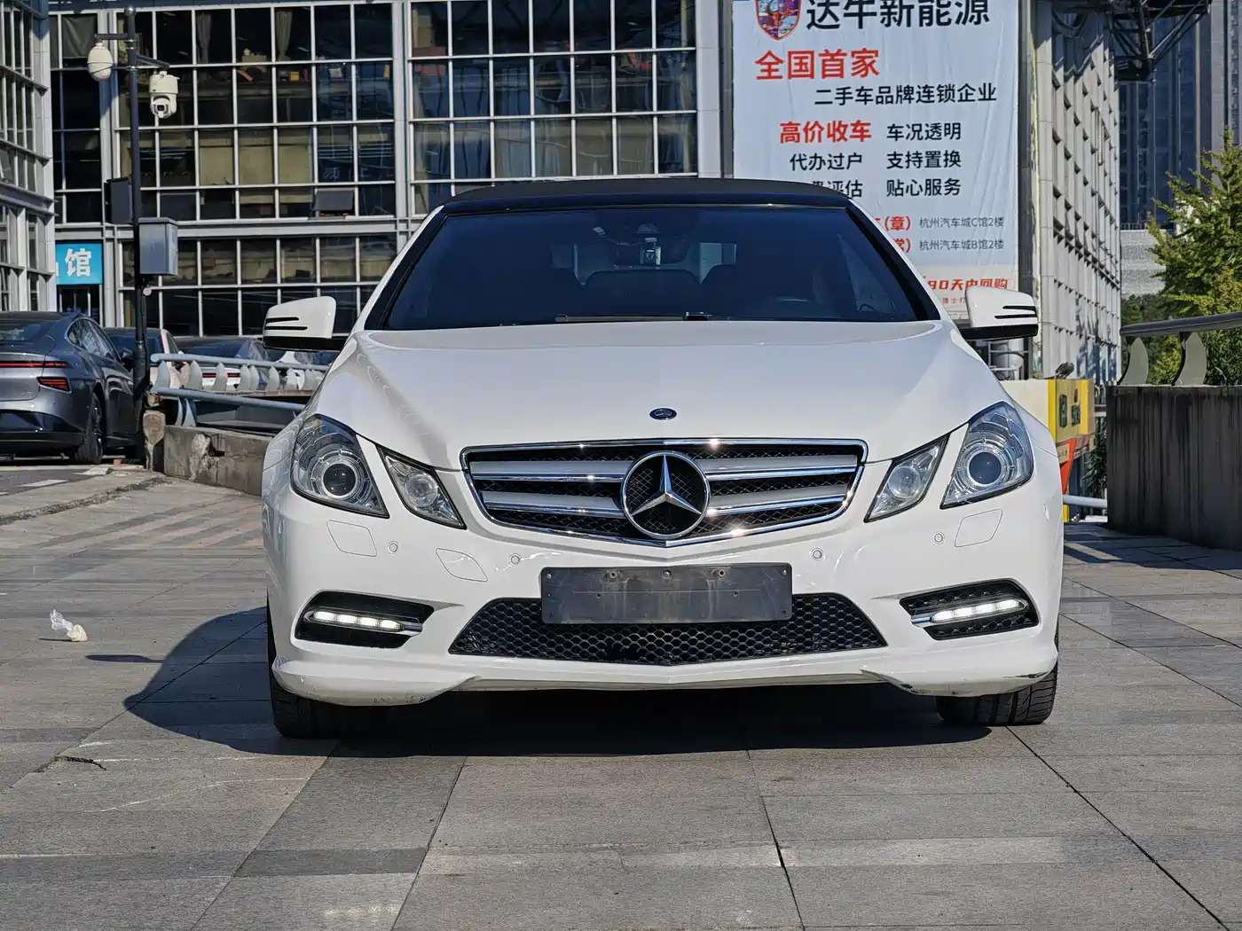 Mercedes-Benz E-Class (Import) 2012 E 260 CGI Convertible фото 2