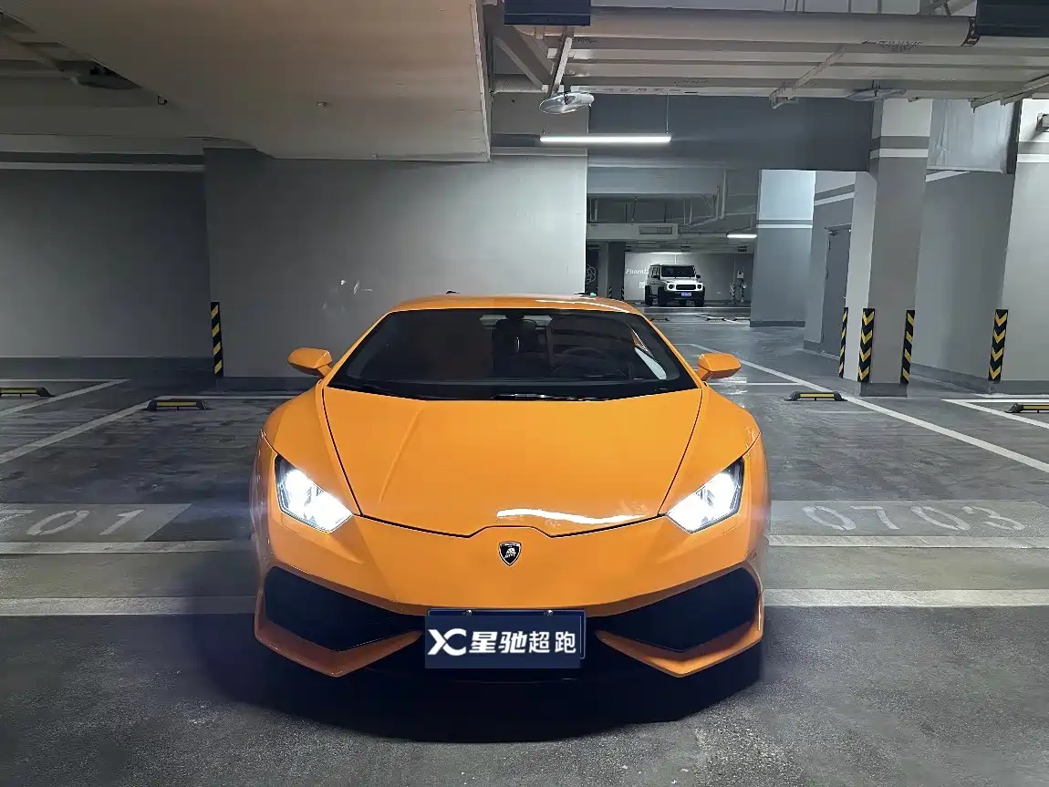 LAMBORGHINI HURACÁN