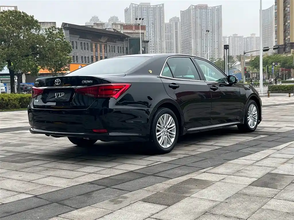 Toyota Crown 2015 2.5L Smart Edition фото 6