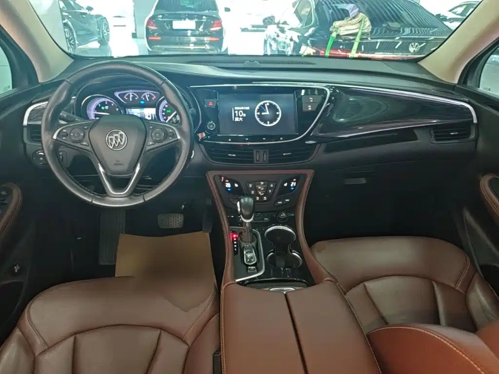 Фото 10 - Buick Envision Plus