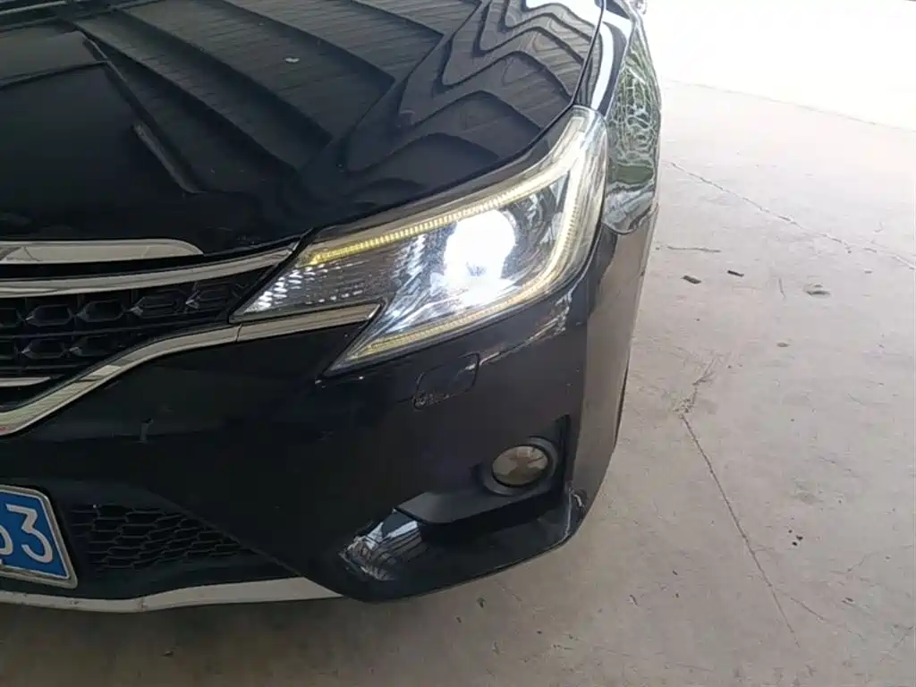 Toyota Reiz 2013 2.5V Premium Edition фото 24
