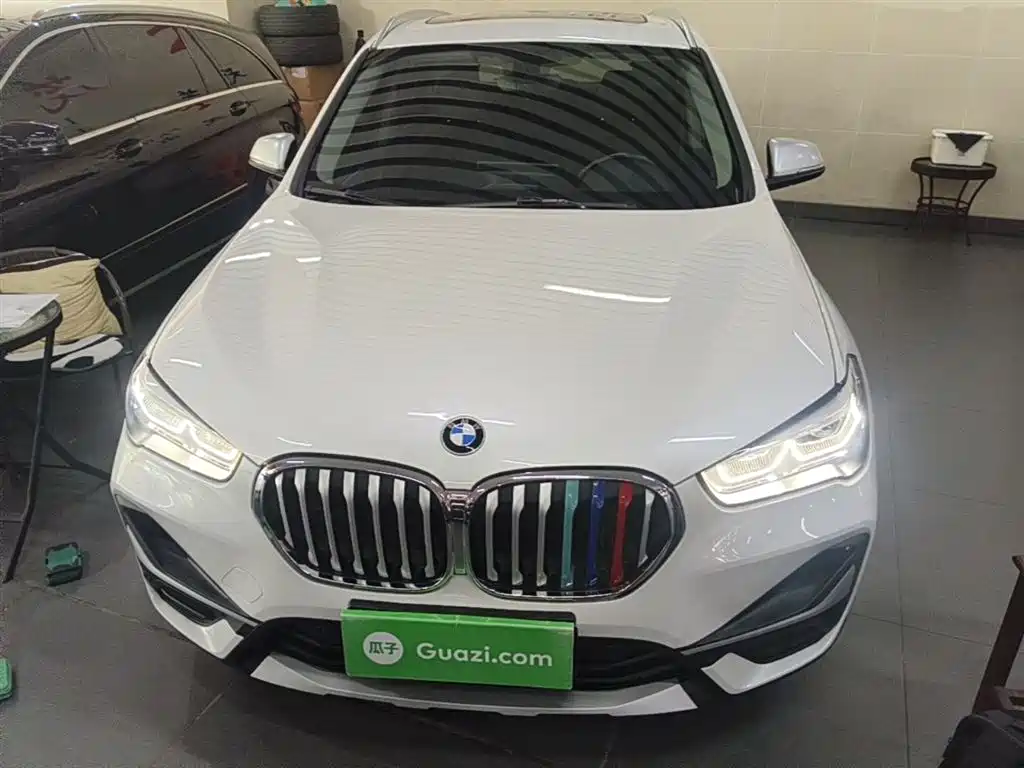 BMW X1 2022 xDrive25Li Premium фото 3