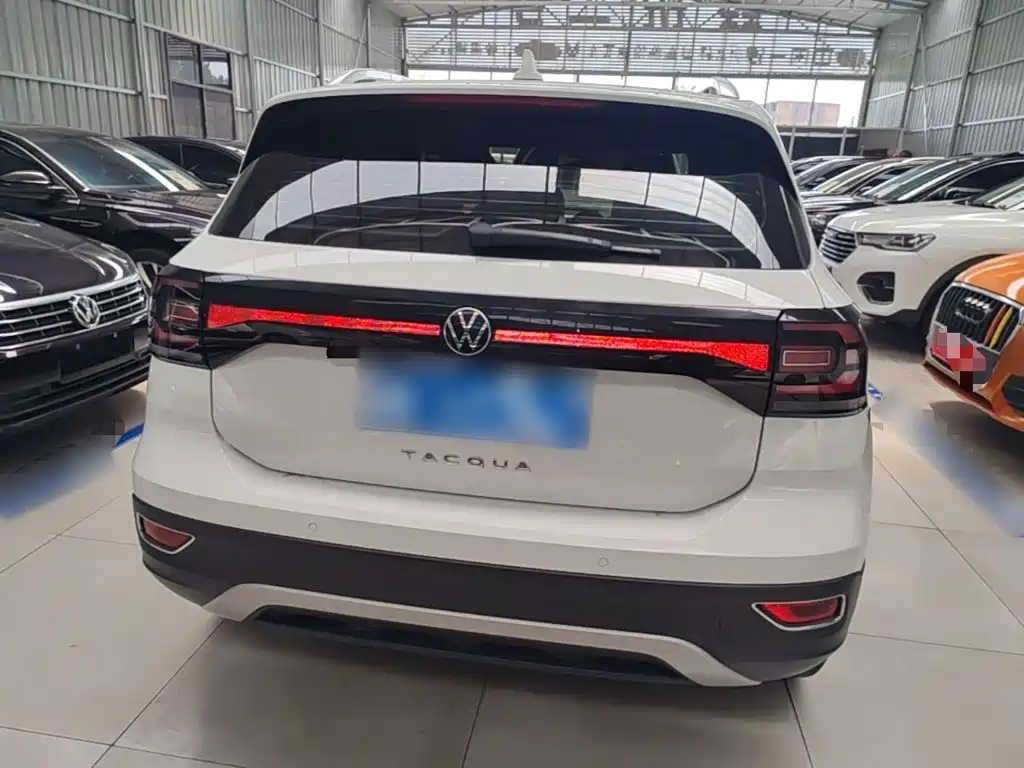 Volkswagen Tacqua 2021 2021 1.5L Automatic Smart Connect Edition