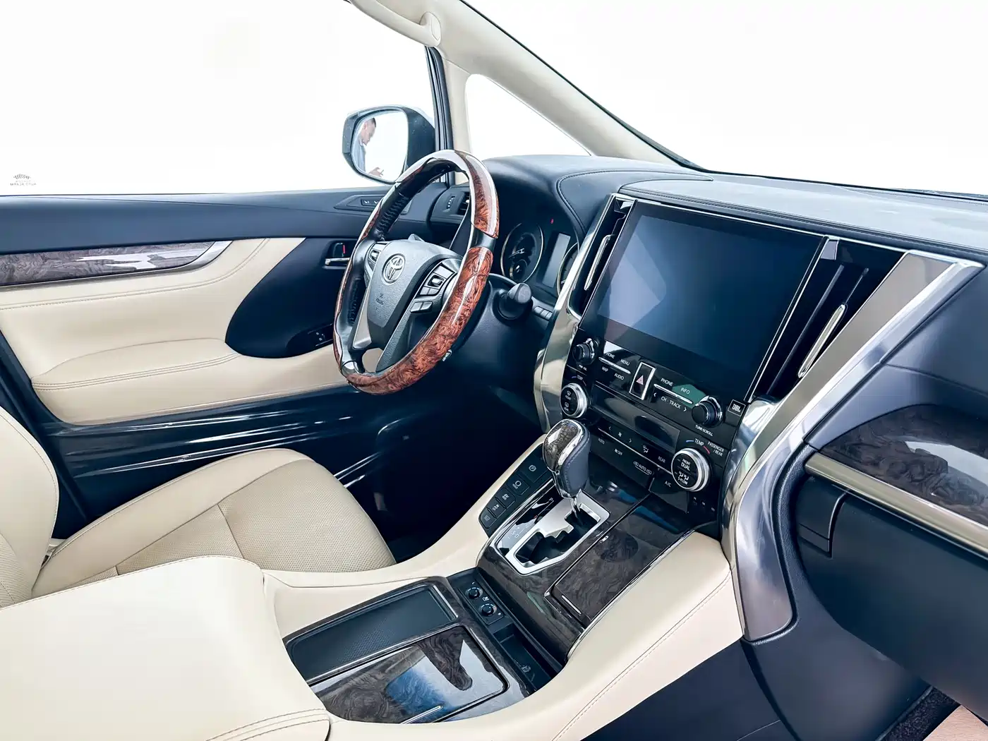 Toyota Vellfire 2020 Twin Engine 2.5L HV Premium Edition фото 16