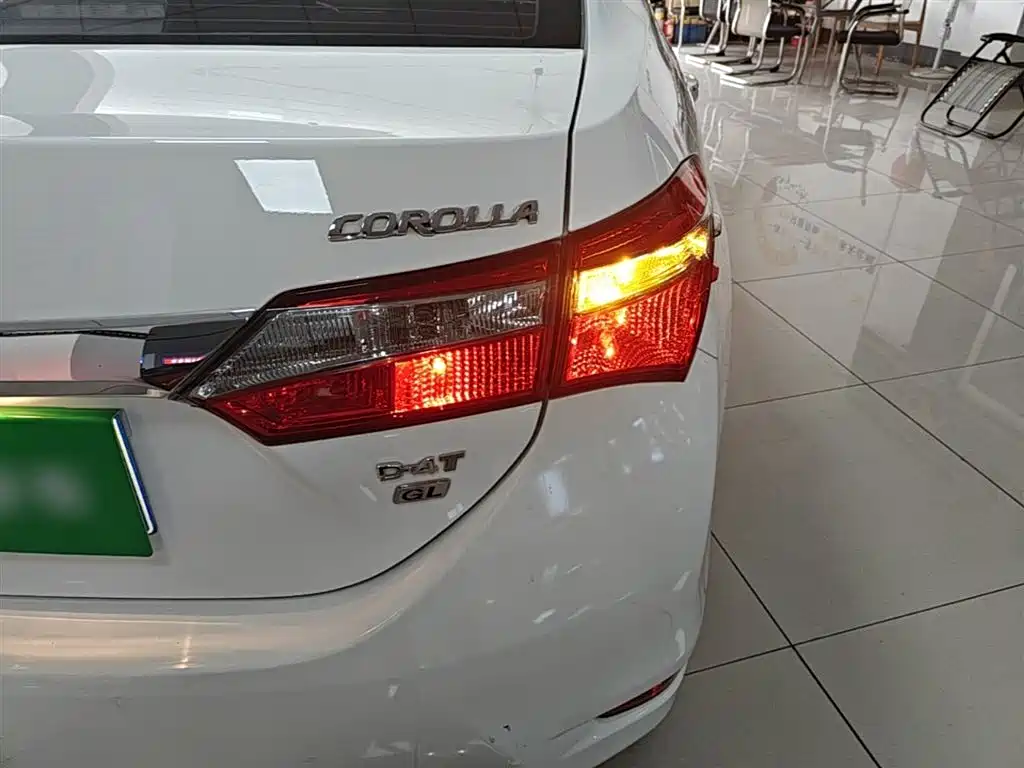 Toyota Corolla 2018 1.2T S-CVT GL Smart Edition фото 8